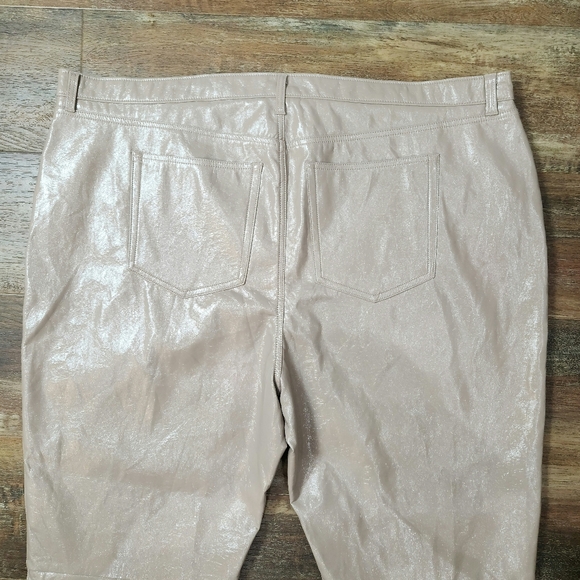 ABERCROMBIE & FITCH FAUX LEATHER THE 90s STRAIGHT ULTRA HIGH RISE SIZE 27/24R - Picture 9 of 10
